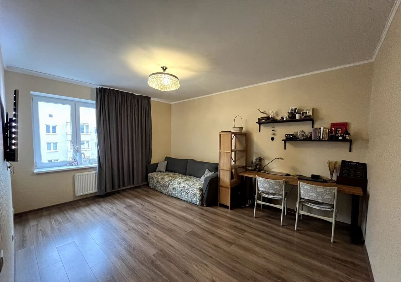 квартира г Калининград р-н Центральный ул Осенняя 6а фото 2