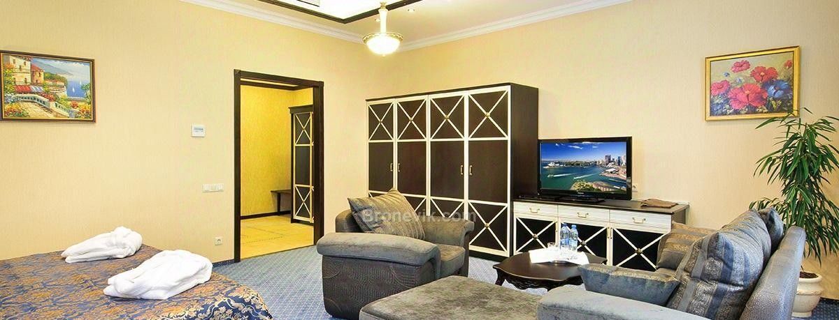 комната г Краснодар р-н Прикубанский ул 1-го Мая 131 фото 2