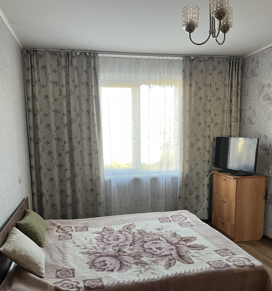 квартира г Челябинск р-н Курчатовский пр-кт Комсомольский 109 фото 1