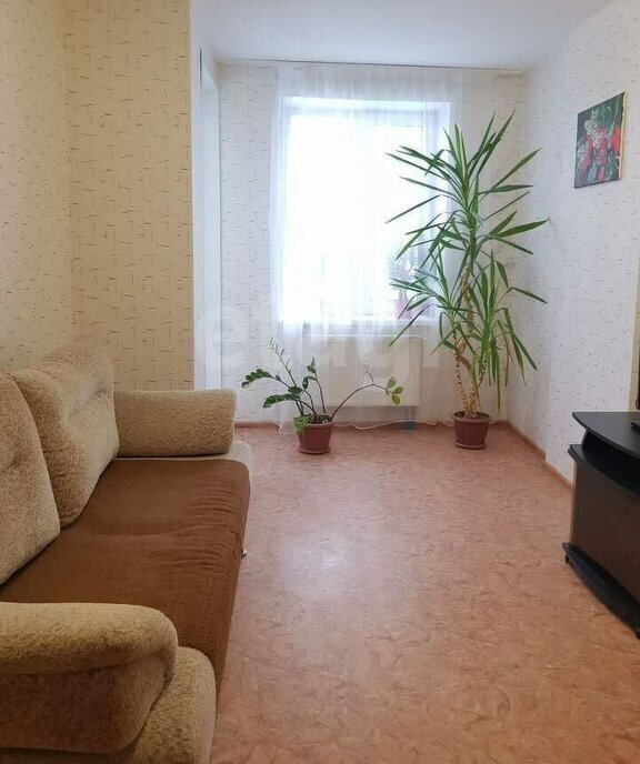 квартира г Пермь р-н Дзержинский ул Крылова 15а фото 1