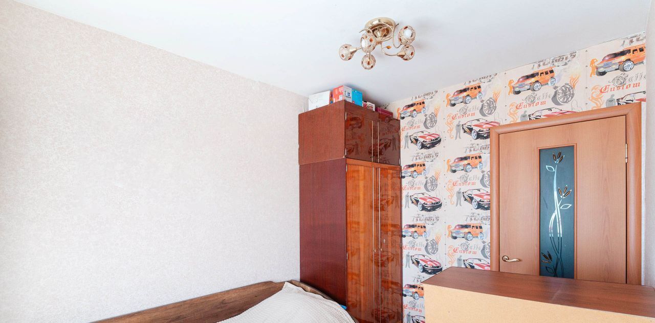 квартира г Омск р-н Кировский ул Дмитриева 4к/2 фото 13