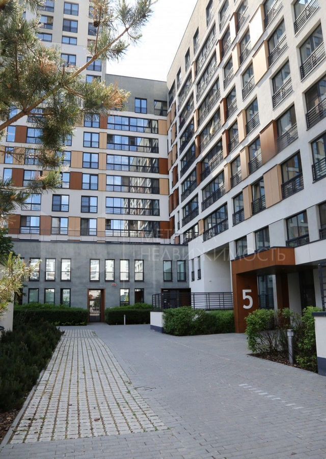 квартира г Тюмень р-н Ленинский ул 50 лет Октября 57б фото 22