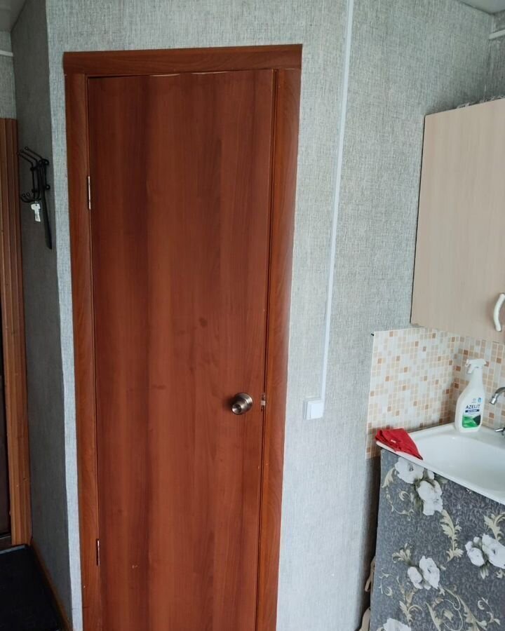 комната р-н Альметьевский г Альметьевск ул Габдуллы Тукая 37 Республика Татарстан Татарстан, муниципальное образование Альметьевск фото 4