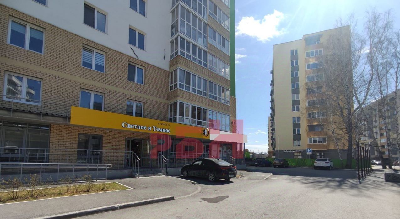 торговое помещение г Тюмень р-н Ленинский ул Парада Победы 9 фото 2