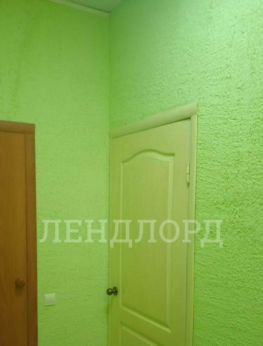 торговое помещение г Новочеркасск ул Думенко 4 фото 7