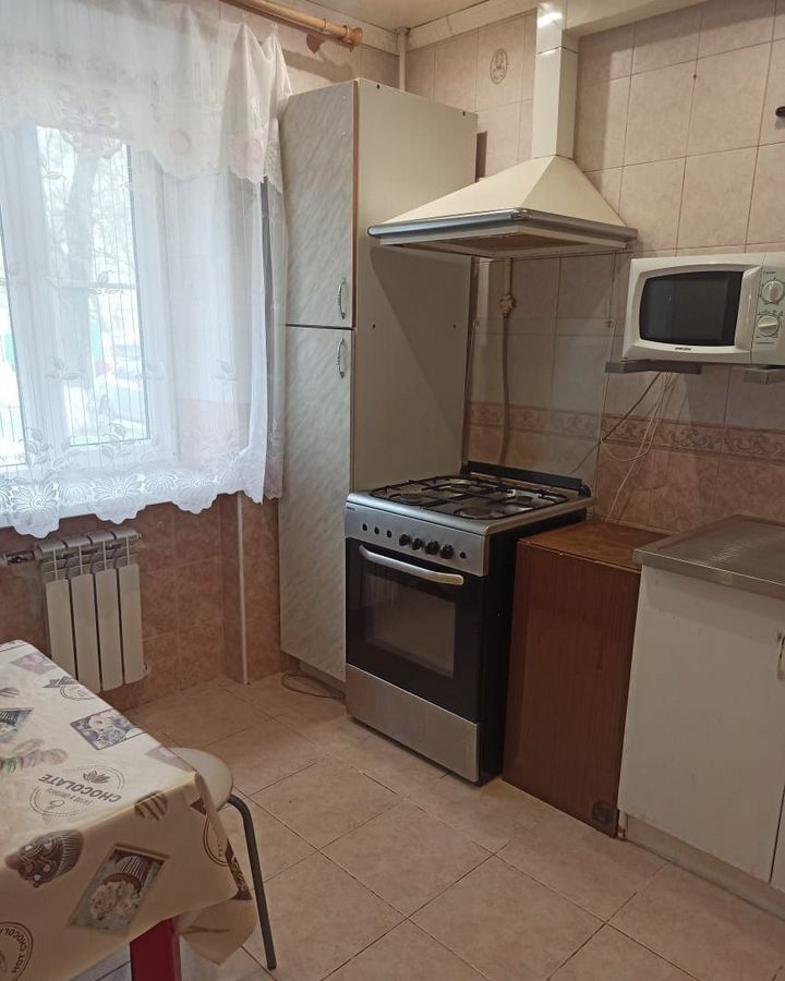 квартира р-н Ейский г Ейск ул Октябрьская 199 фото 6