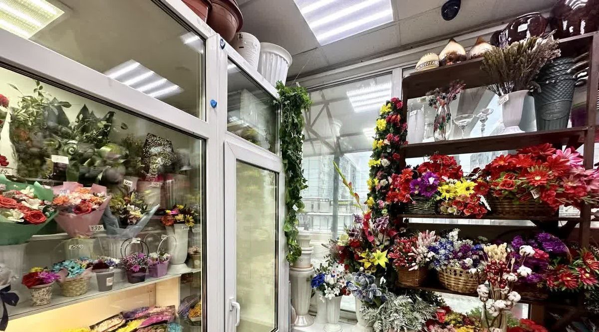 торговое помещение г Сыктывкар пр-кт Бумажников 36/1к 3 фото 4