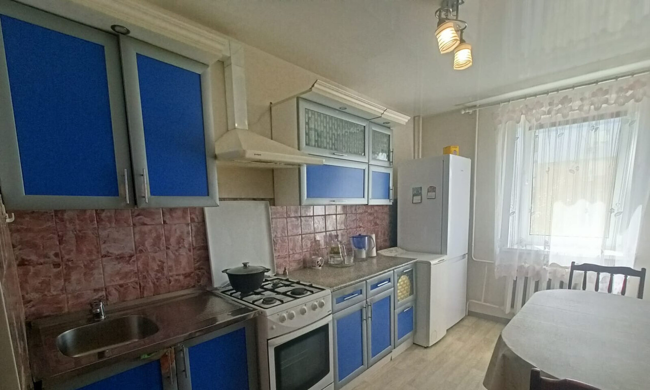 квартира г Энгельс Химиков ул Космонавтов 19 м-н фото 1