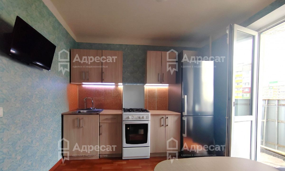 квартира г Волжский ЖК в 28 мкр. 28-й м-н, улица Карбышева, 120 фото 1