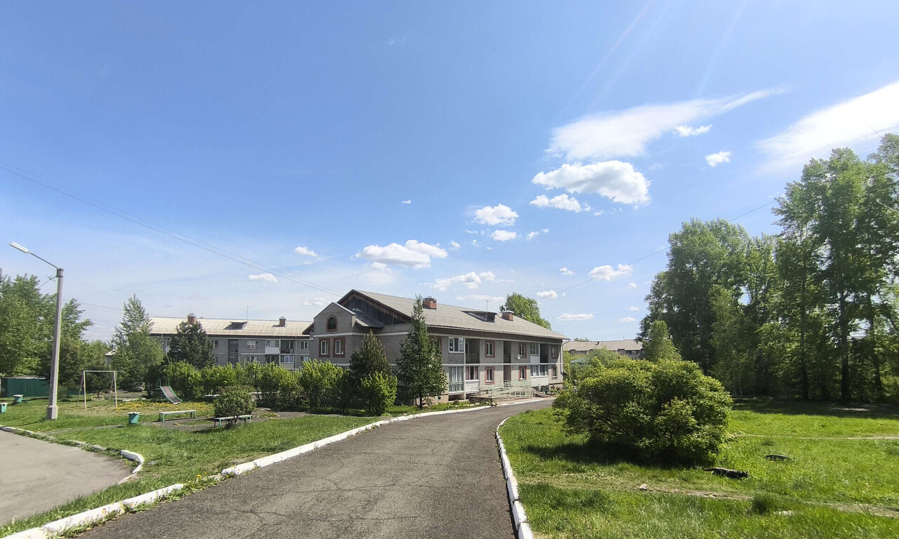 квартира г Шарыпово городской пос. Дубинино, улица Пионеров КАТЭКа, 4 фото 3
