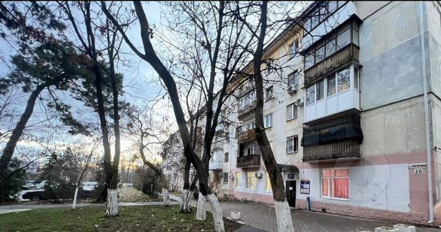квартира г Симферополь р-н Железнодорожный ул Гагарина 20 фото 1
