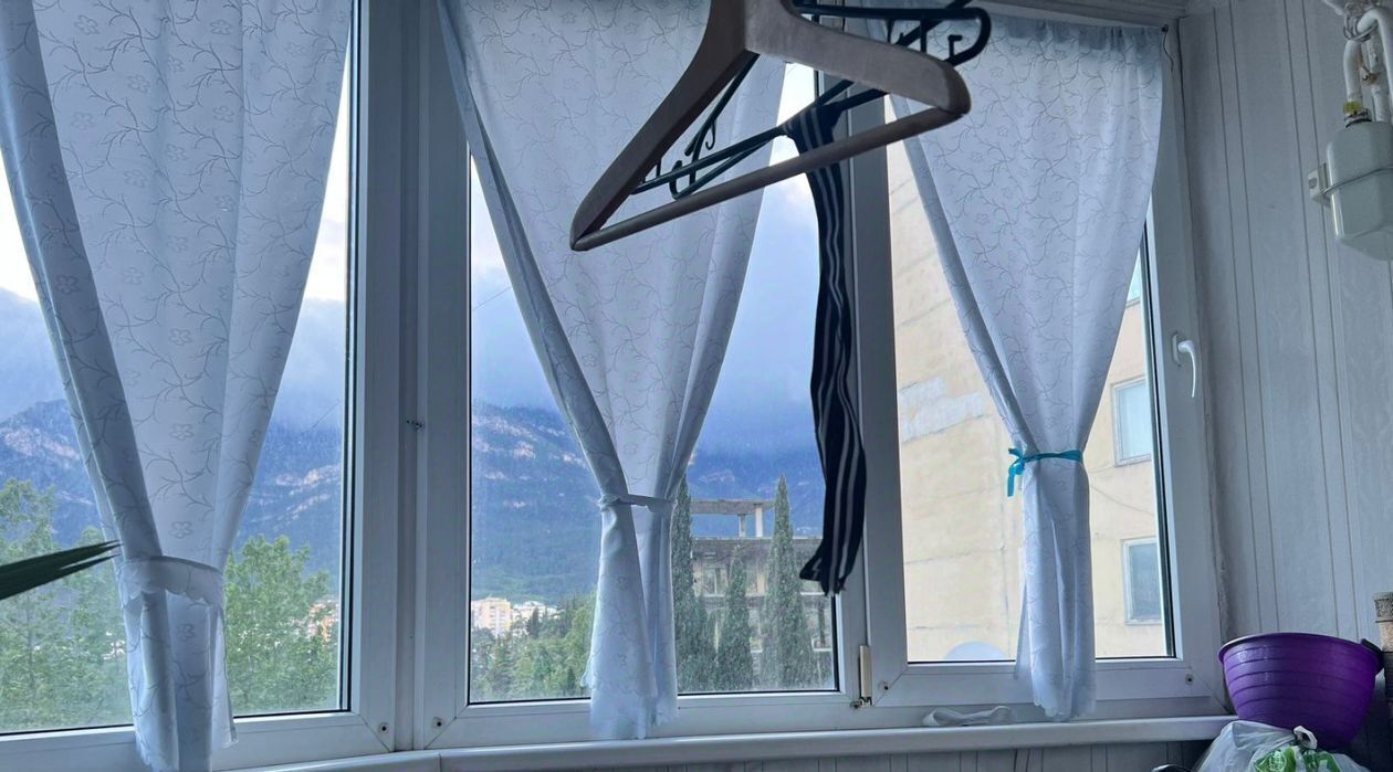 квартира г Ялта ул Дзержинского 33к/3 фото 2