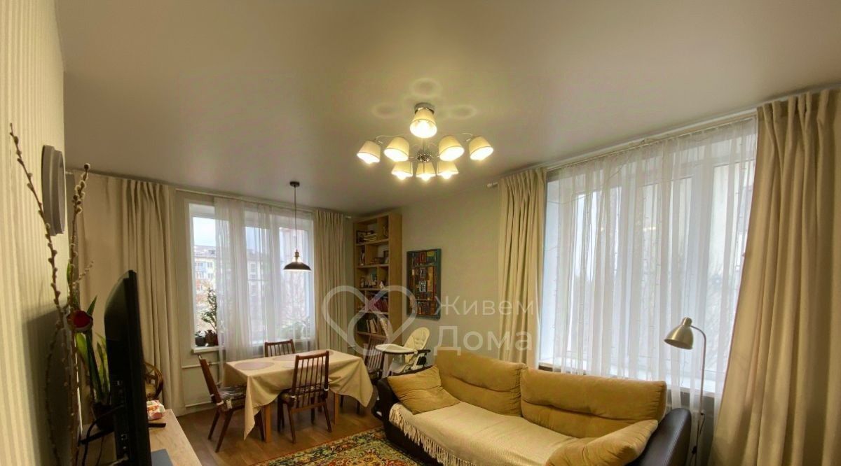 квартира г Волгоград р-н Кировский ул им. Писемского 26 фото 1
