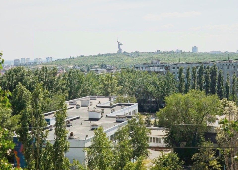квартира г Волгоград р-н Краснооктябрьский ул им. Репина 13 фото 12