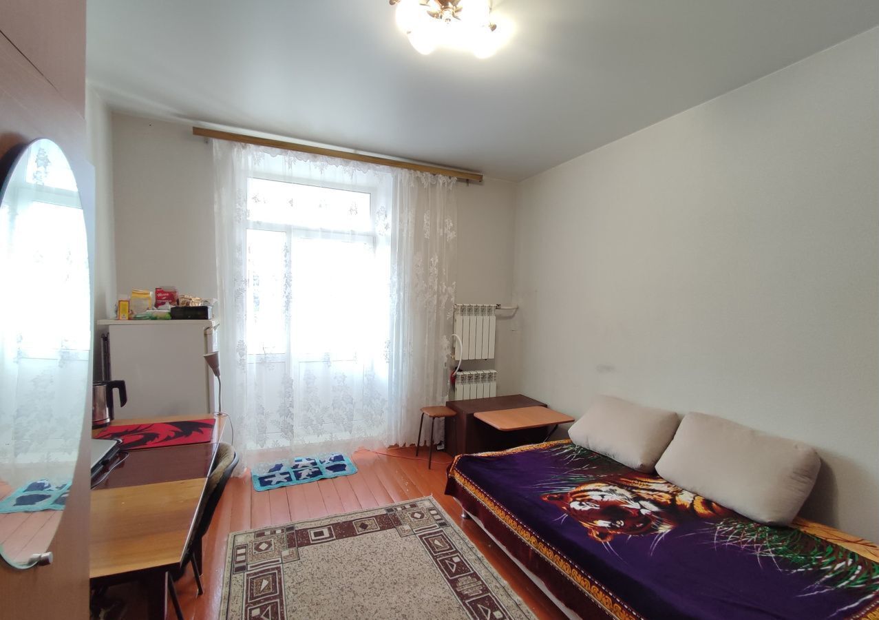 комната г Екатеринбург Проспект Космонавтов, ул. Бакинских Комиссаров, 19 фото 2