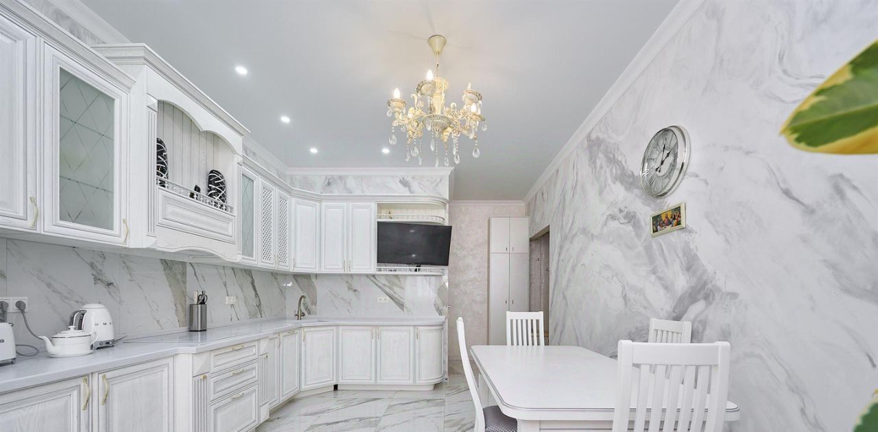 квартира г Краснодар р-н Карасунский ул им. Невкипелого 10 фото 3