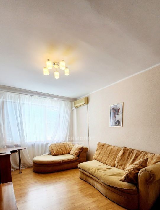 квартира г Волгоград р-н Дзержинский ул Нарвская 10 фото 9