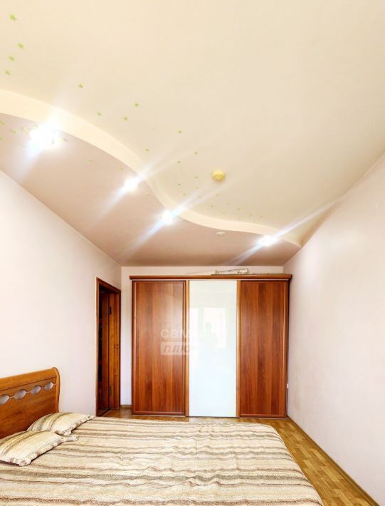квартира г Волгоград р-н Дзержинский ул Нарвская 10 фото 10