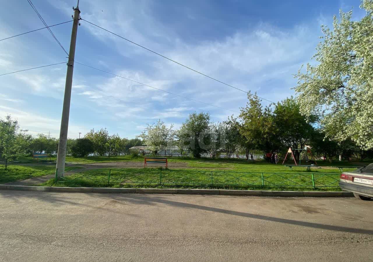 квартира г Красноярск р-н Свердловский ул Анатолия Гладкова 8а фото 16