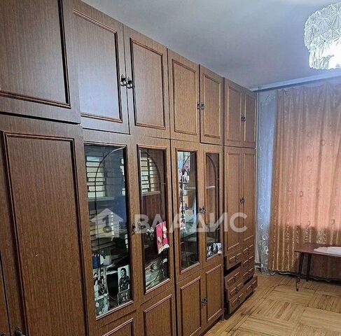 квартира Западный 10-й микрорайон ул 60 лет Октября 1 фото