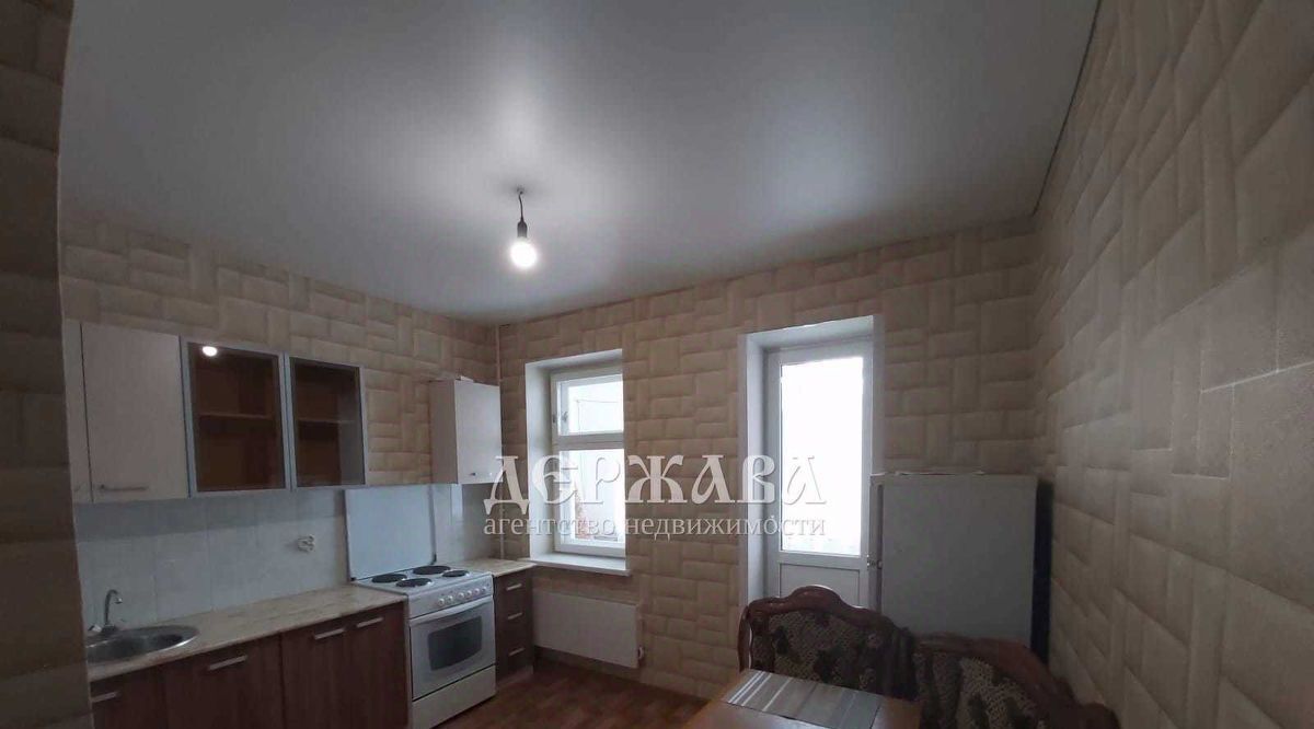 квартира г Старый Оскол микрорайон Космос 13 фото 1