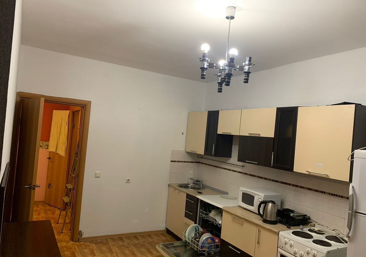 квартира г Красноярск р-н Советский ул Партизана Железняка 2г фото 3