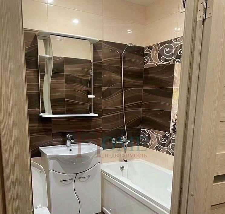 квартира г Новосибирск ул 1-я Чулымская 112/2 Красный Проспект фото 2