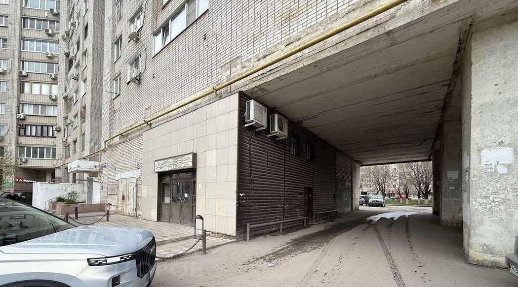 торговое помещение г Волгоград р-н Тракторозаводский ул им. Николая Отрады 10а фото 9
