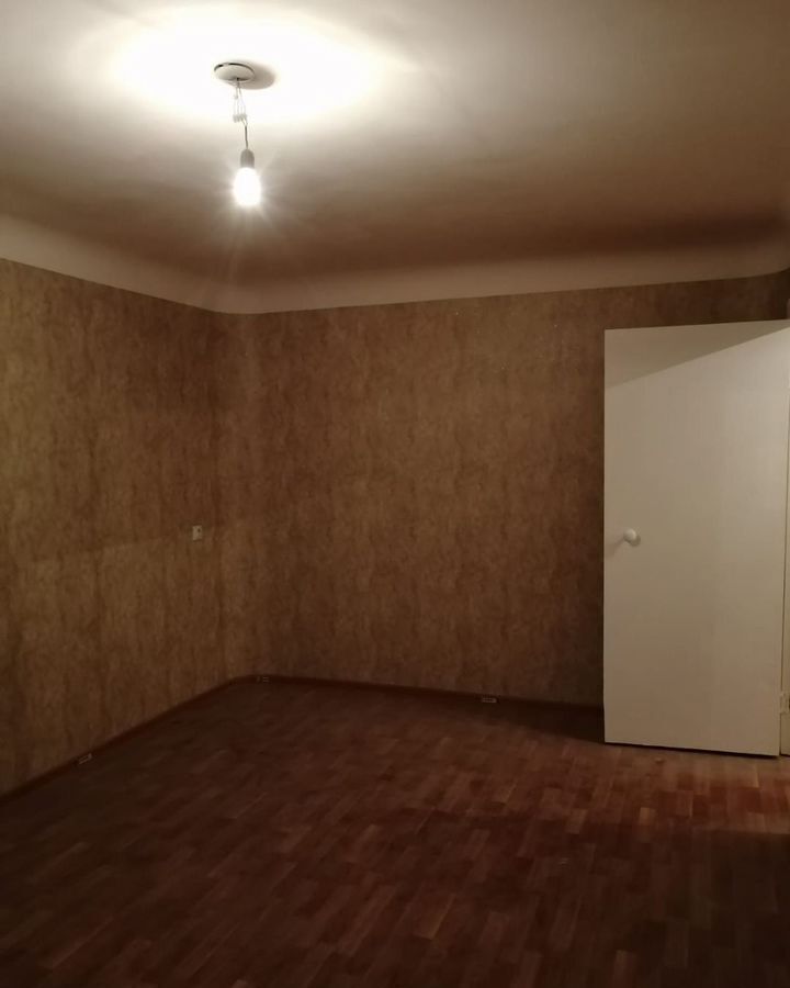 квартира г Волжский ул им генерала Карбышева 110 фото 1