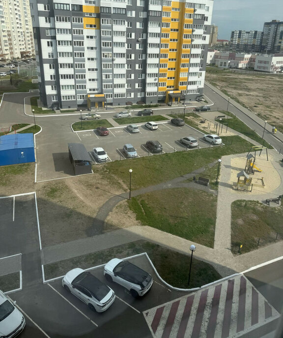 квартира г Брянск улица имени О. С. Визнюка, 10 фото 13