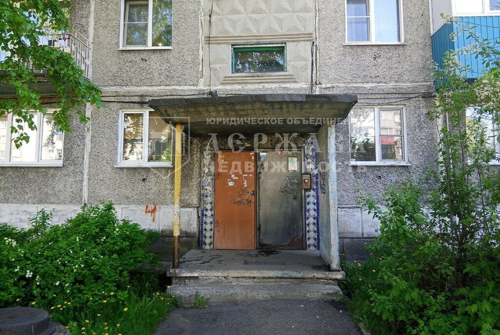 квартира г Междуреченск ул Октябрьская 12 фото 9