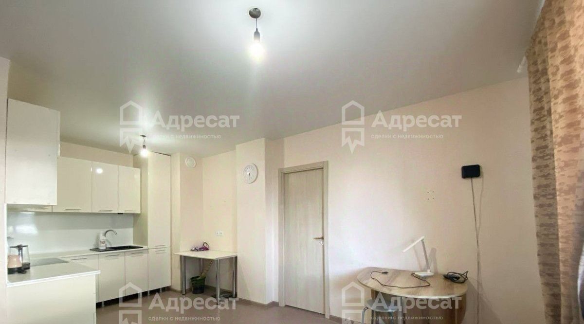 квартира г Волгоград р-н Кировский ул им. Лячина 5 фото 2