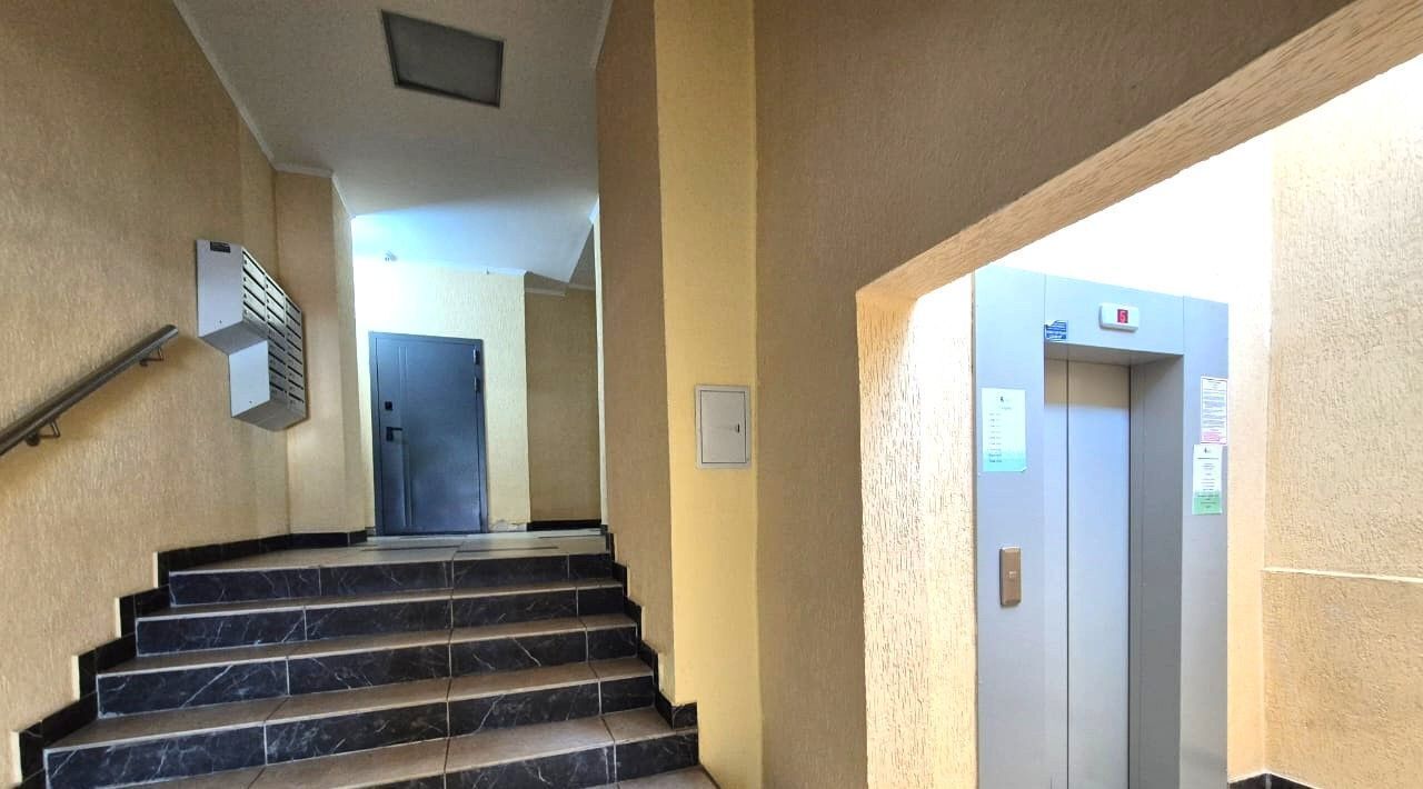 квартира г Омск р-н Кировский ул 3-я Енисейская 32 фото 16