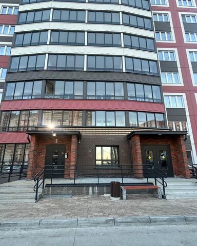 р-н Калининский ул имени генерал-майора Рожкина А.Н. 5/1 фото