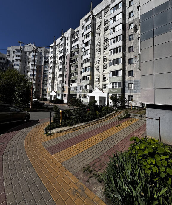 квартира г Белгород ул Есенина 56 фото 11