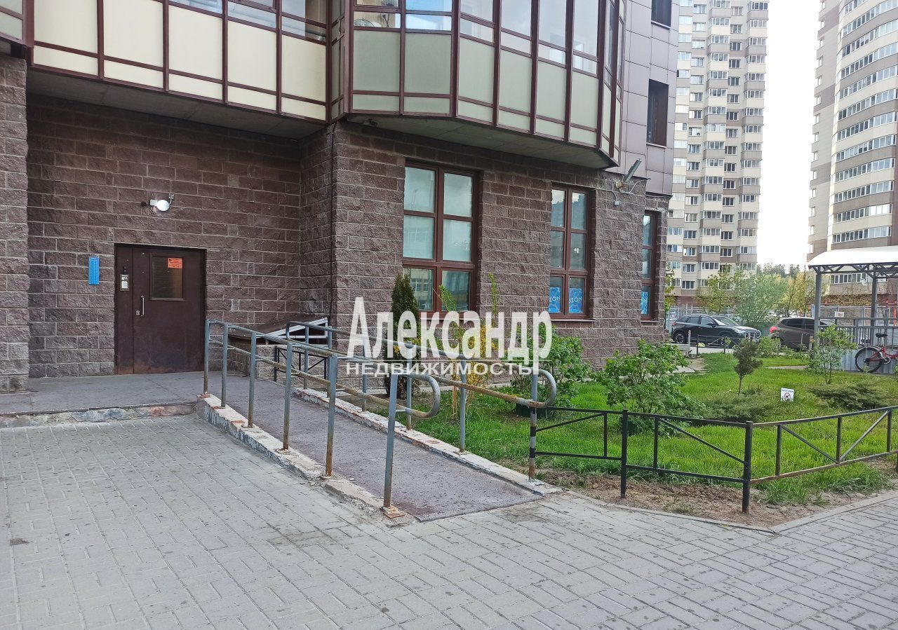 квартира г Санкт-Петербург п Парголово ул Заречная 11к/2 метро Парнас фото 15