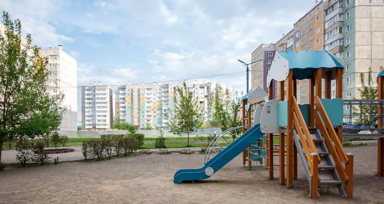квартира г Красноярск ул Дмитрия Мартынова 11 Красноярск, м-н, Покровский фото 27