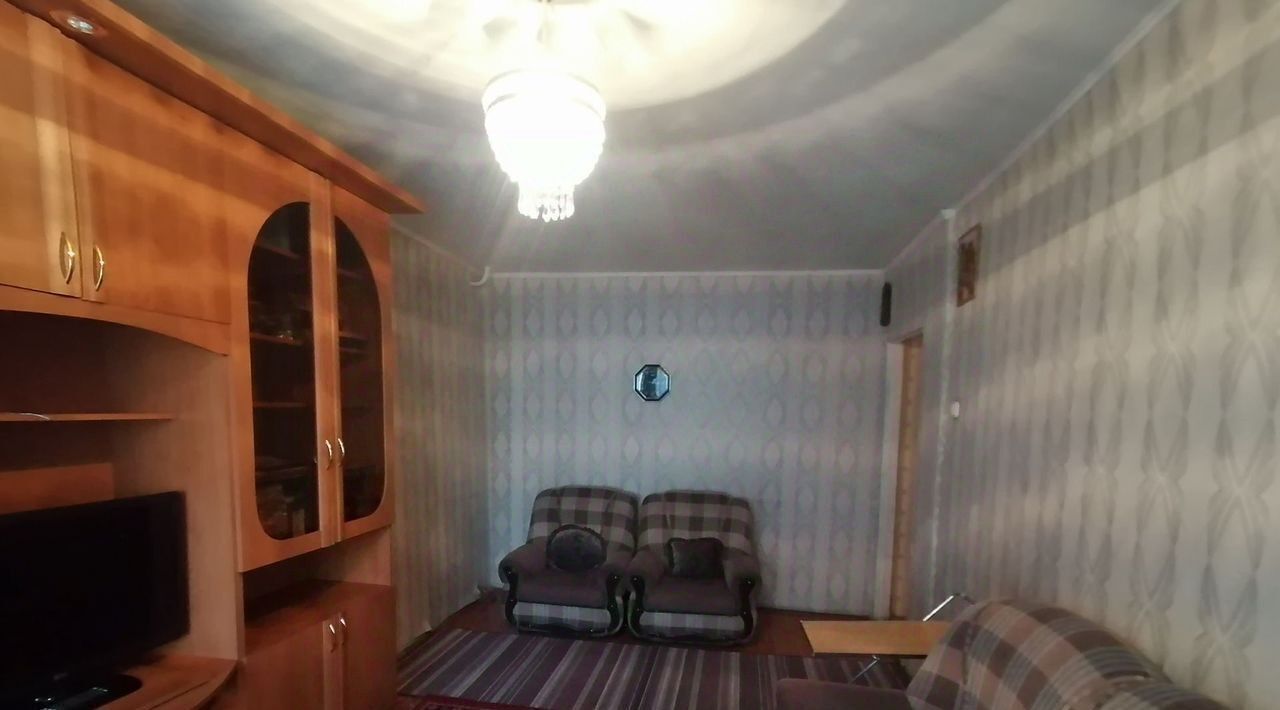квартира г Новокузнецк р-н Центральный ул Кирова 77 фото 3