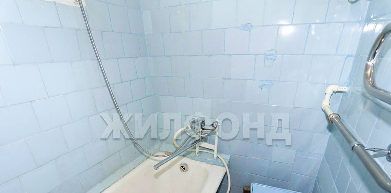 квартира г Барнаул р-н Железнодорожный ул Деповская 13 фото 11