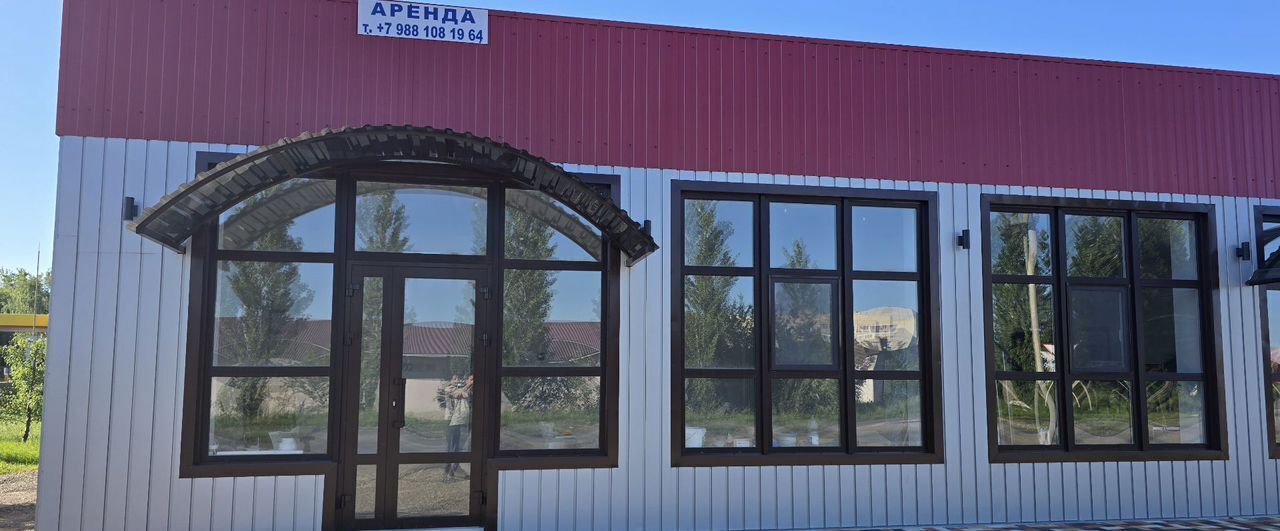 торговое помещение р-н Изобильненский г Изобильный ул Кирова 1/1 фото 1
