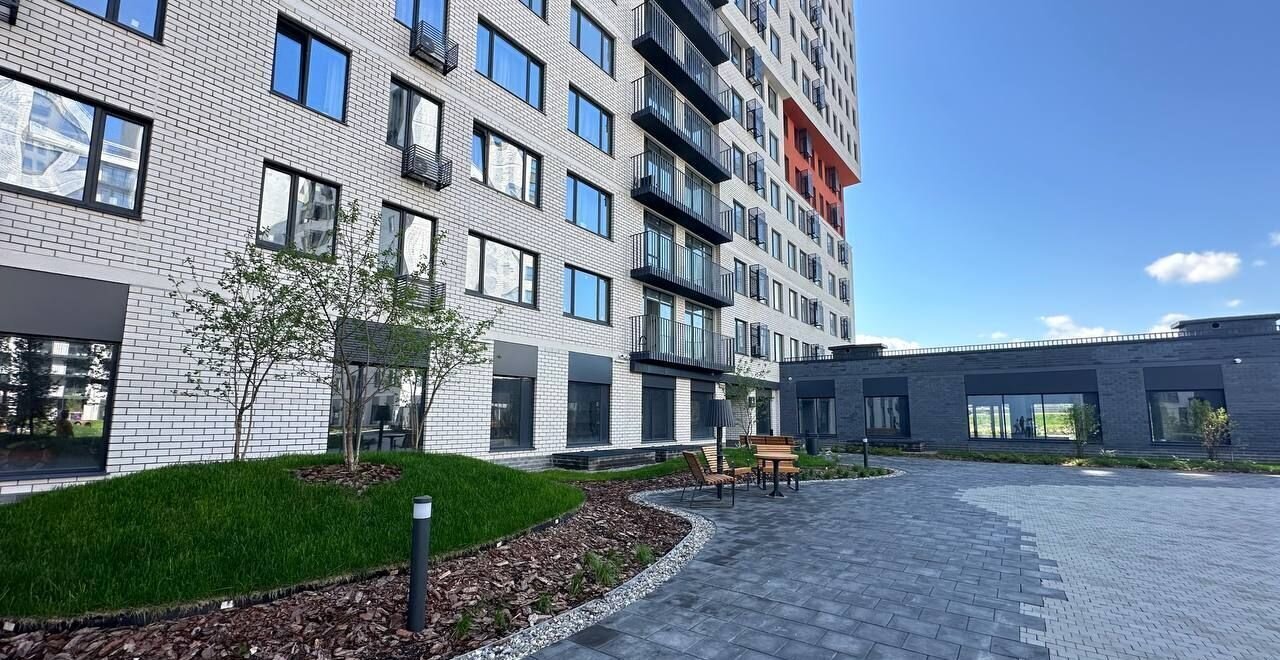 квартира г Тюмень р-н Калининский ул Интернациональная 199 корп. 9 фото 1