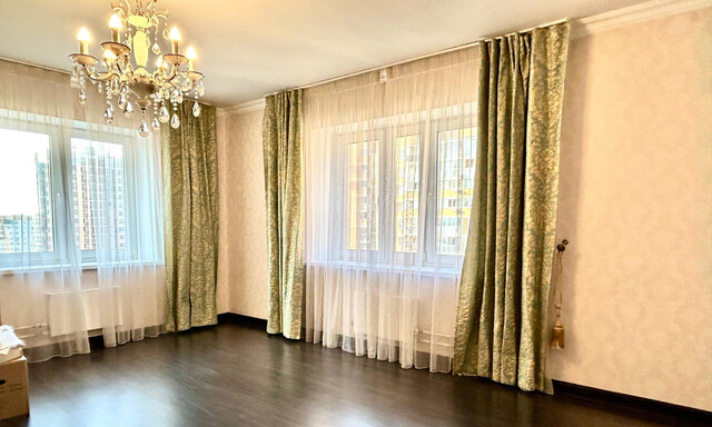 м-н, Чингиза Айтматова, 10 фото