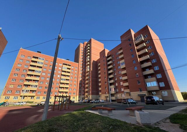 квартира р-н Дзержинский ул Малая Норская 22 фото