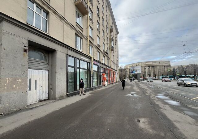метро Московская ул Типанова 8 фото