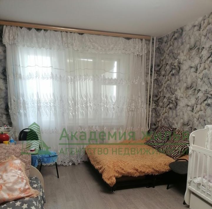 квартира г Саратов р-н Кировский ул им Батавина П.Ф. 13 фото 2