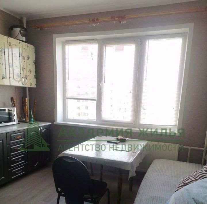 квартира г Саратов р-н Кировский ул им Батавина П.Ф. 13 фото 4