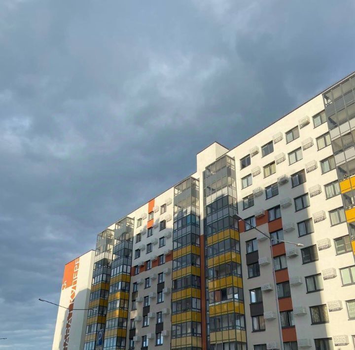 квартира г Казань Авиастроительная ул Генерала Махмута Гареева 5б фото 1