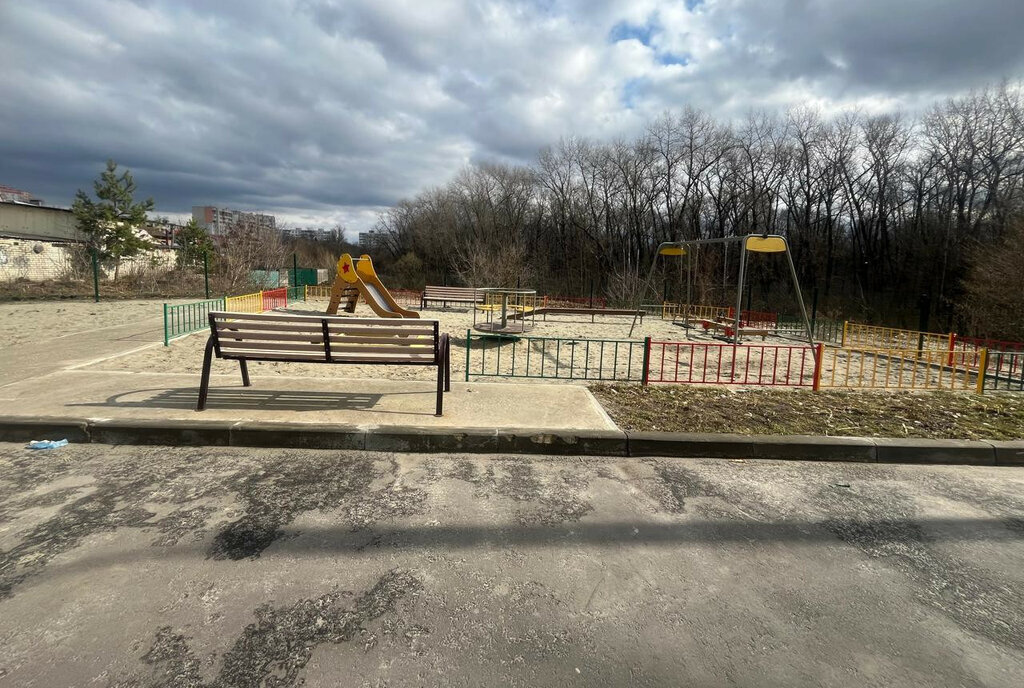 квартира г Брянск рп Радица-Крыловка Бежицкий район пер Ржевский 18 фото 12