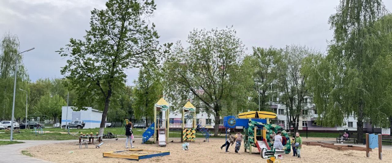 квартира г Набережные Челны р-н Автозаводский пр-кт Московский 165 фото 24