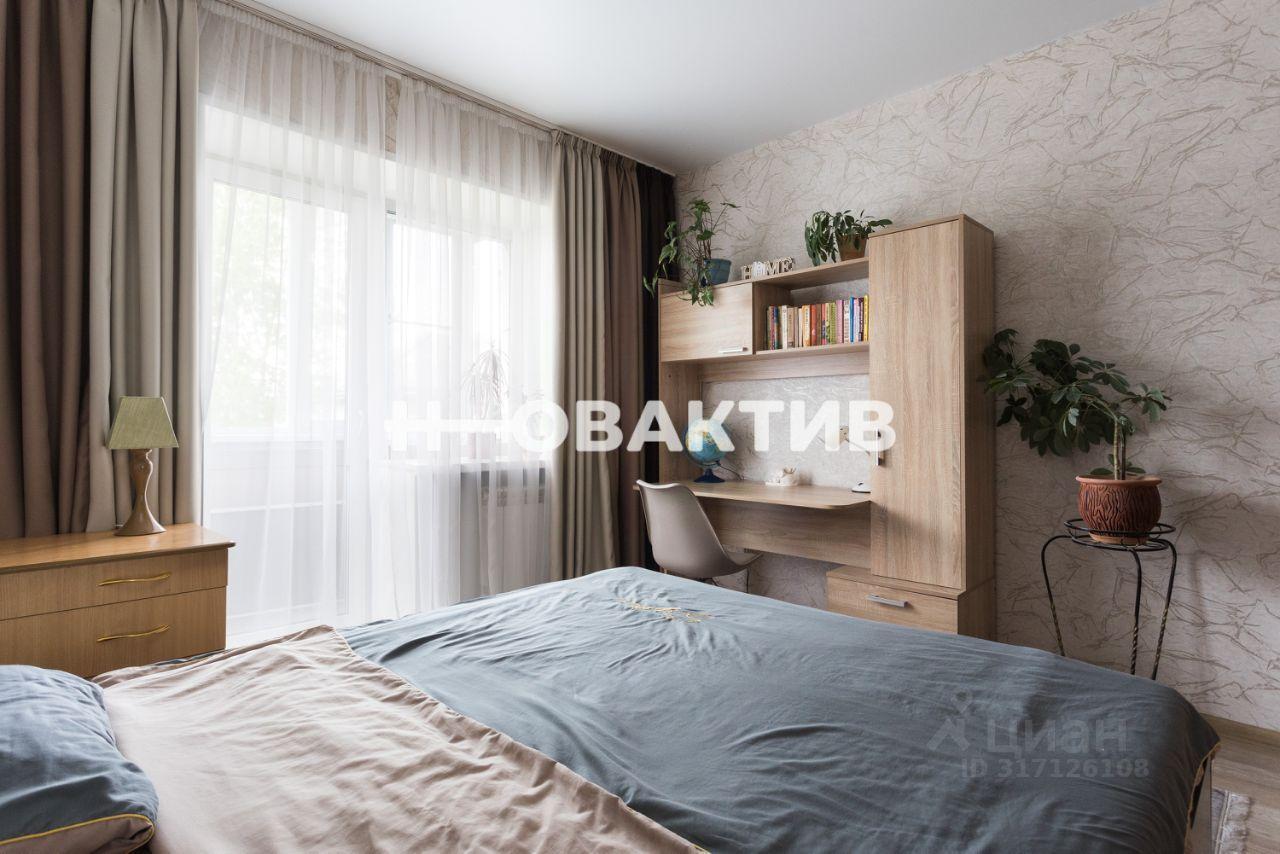 квартира г Новосибирск р-н Дзержинский ул Театральная 2а фото 14